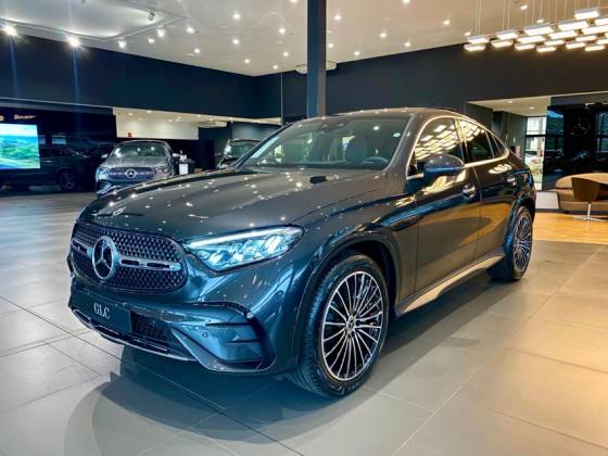 MERCEDES-BENZ GLC 300 2.0 MHEV AMG LINE COUPÉ 4MATIC 9G-TRONIC